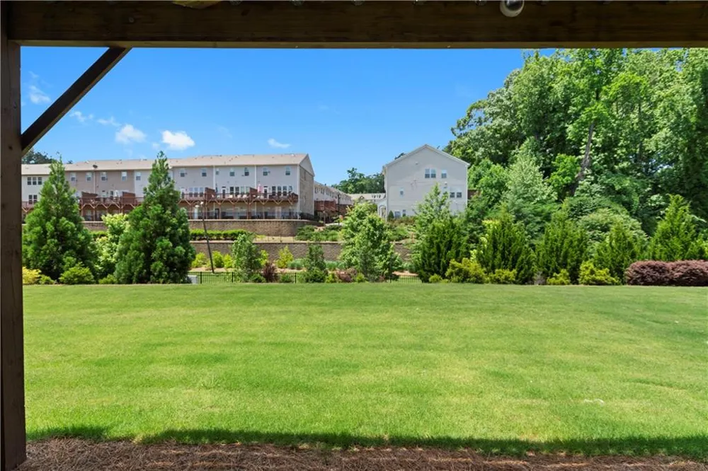 2042 Violet Lane Brookhaven, GA 30319