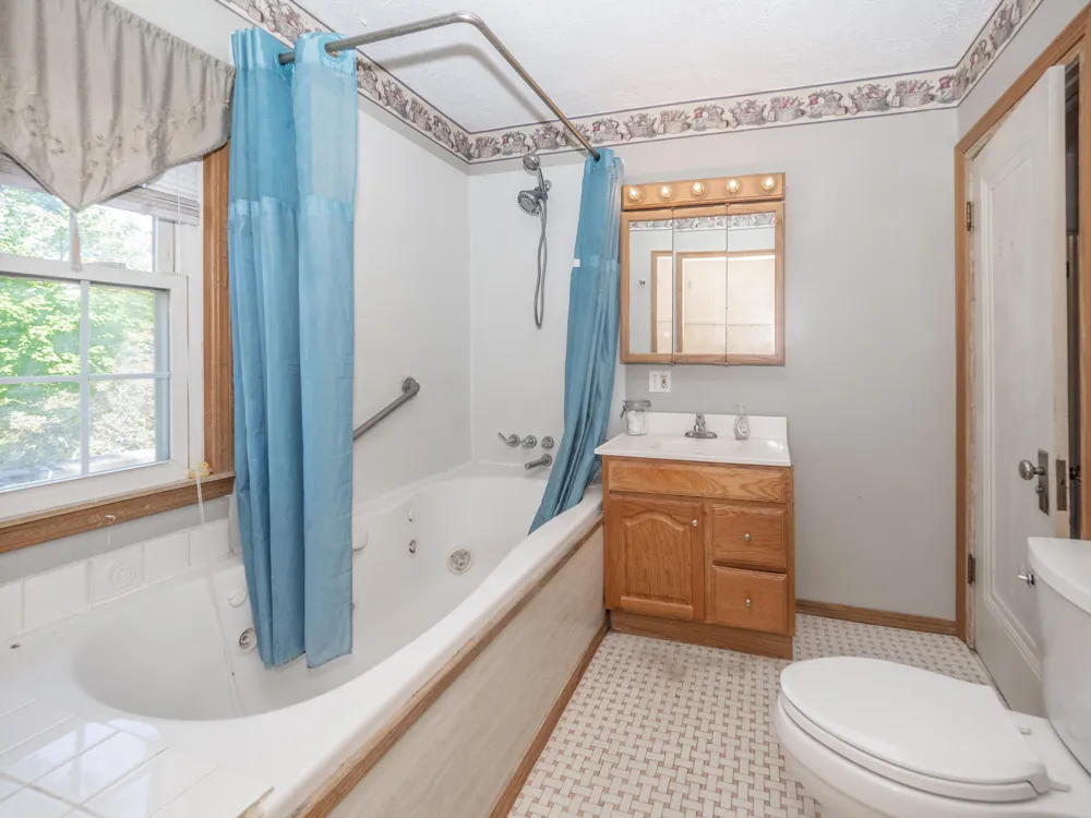 601 Kalamazoo Street Paw Paw, MI 49079