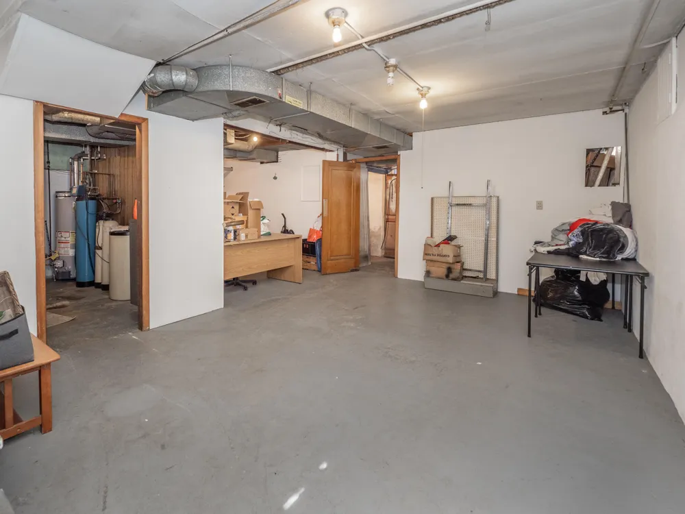 601 Kalamazoo Street Paw Paw, MI 49079