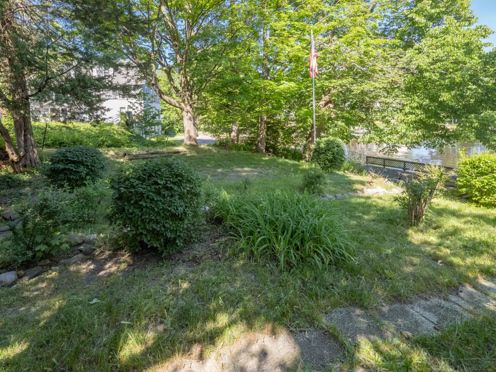 601 Kalamazoo Street Paw Paw, MI 49079