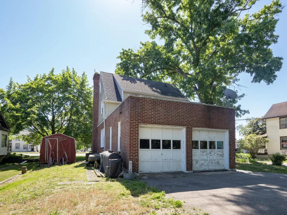 601 Kalamazoo Street Paw Paw, MI 49079