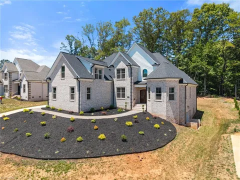 5477 Meadowlark Court