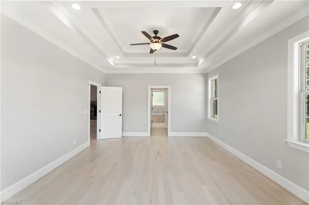 5477 Meadowlark Court Winston-Salem, NC 27106