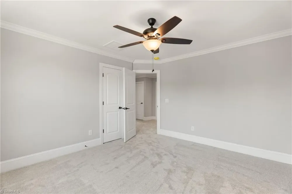 5477 Meadowlark Court Winston-Salem, NC 27106