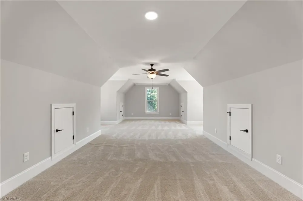 5477 Meadowlark Court Winston-Salem, NC 27106