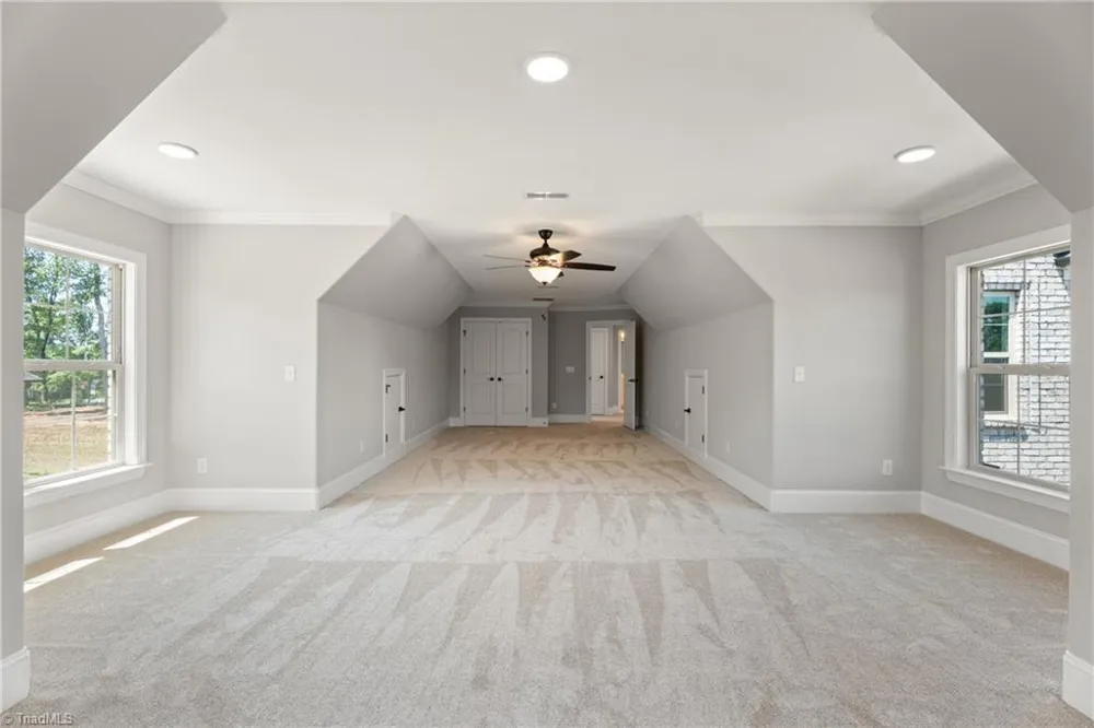 5477 Meadowlark Court Winston-Salem, NC 27106