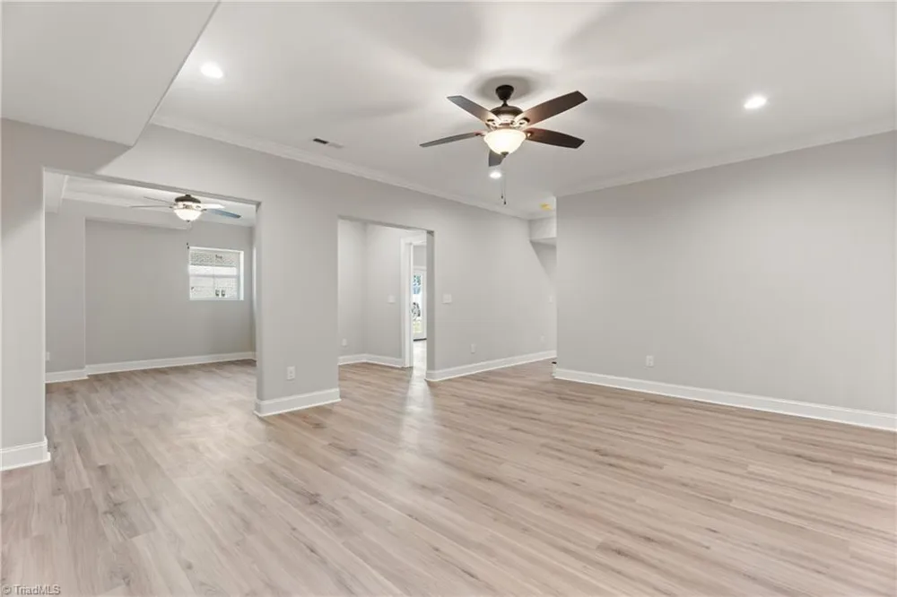 5477 Meadowlark Court Winston-Salem, NC 27106