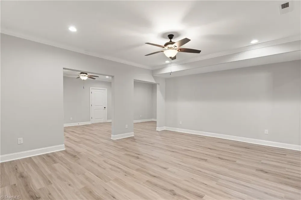 5477 Meadowlark Court Winston-Salem, NC 27106