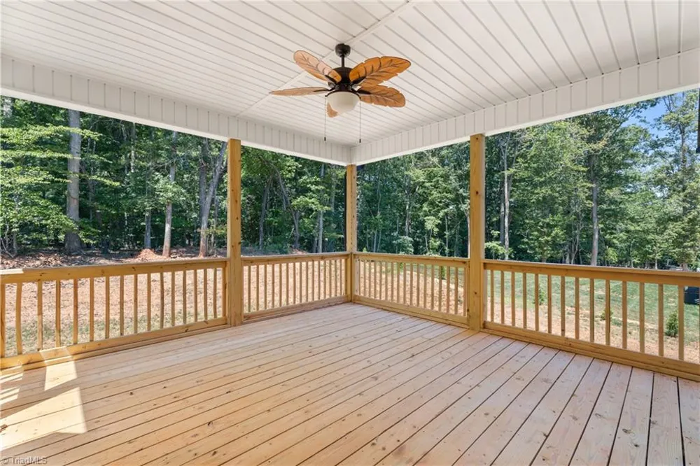 5477 Meadowlark Court Winston-Salem, NC 27106
