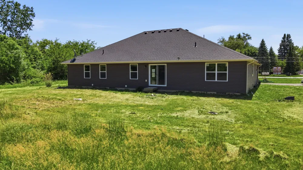 32200 Ecorse Road Romulus City, MI 48174