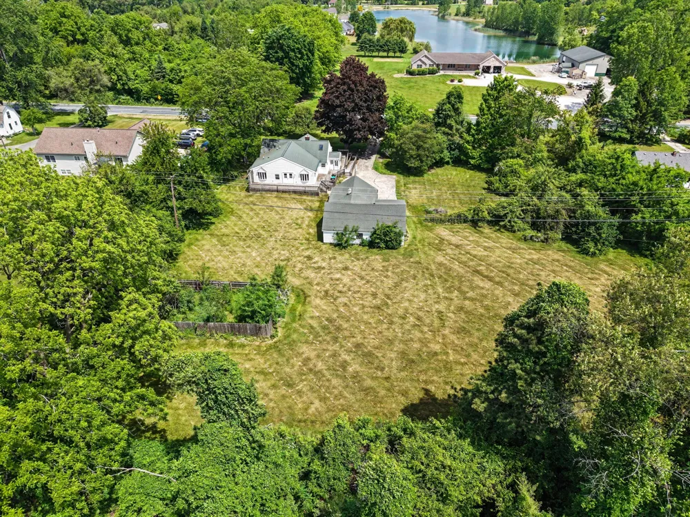 9100 Willis Road Augusta Charter Township, MI 48191