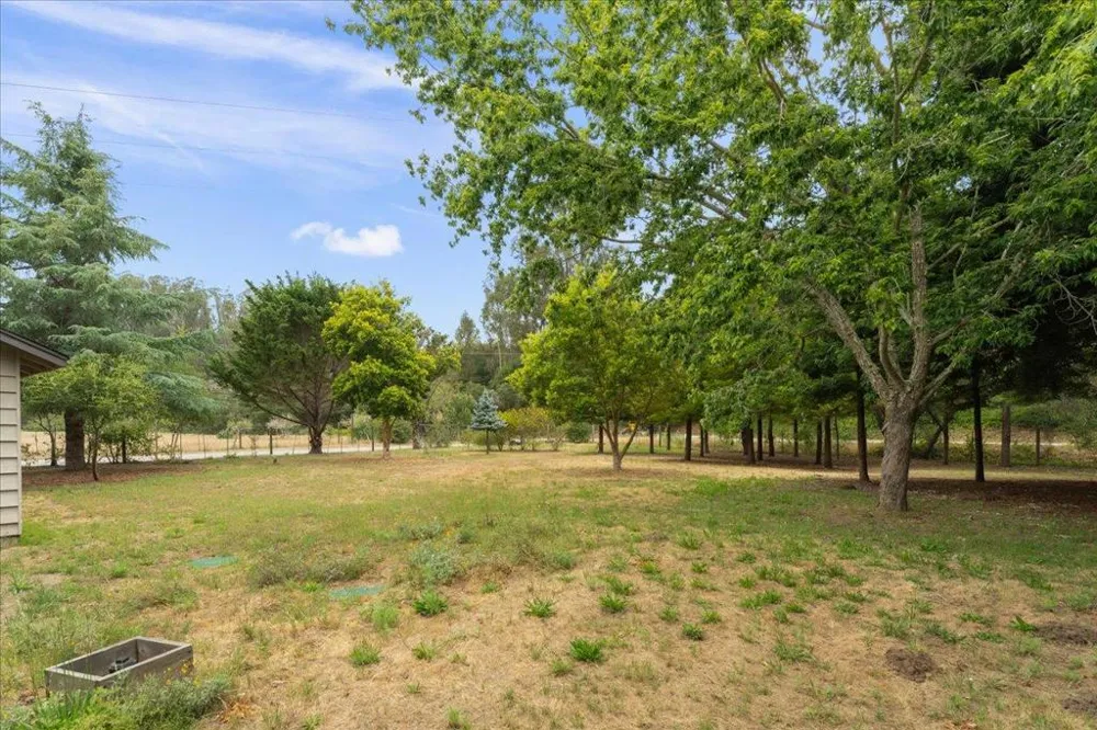 1645 Hames Road Aptos, CA 95003