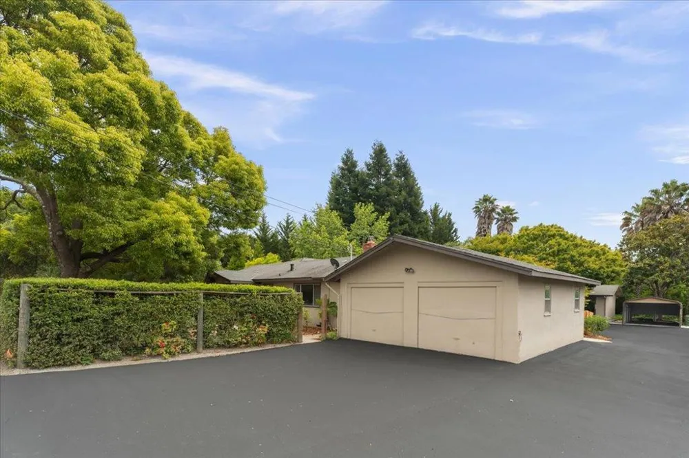 1645 Hames Road Aptos, CA 95003