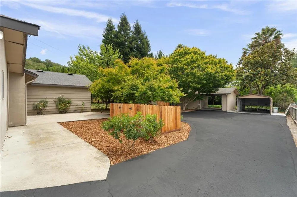 1645 Hames Road Aptos, CA 95003