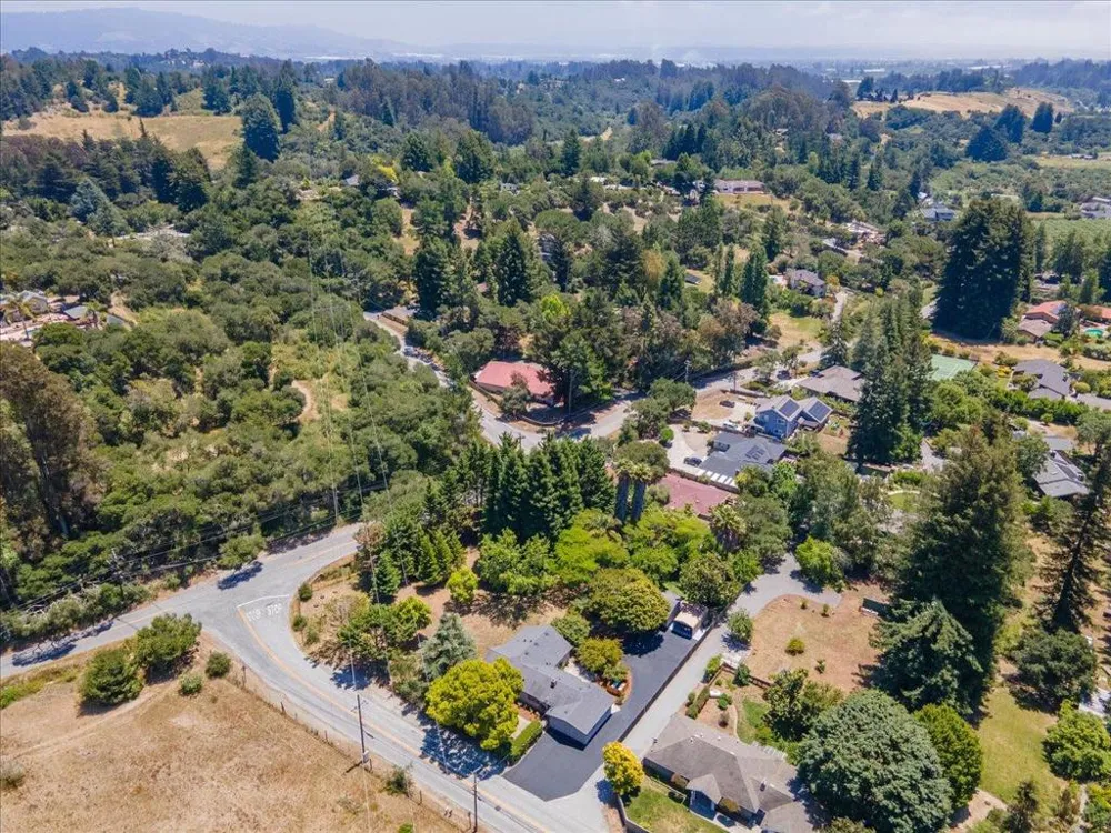 1645 Hames Road Aptos, CA 95003