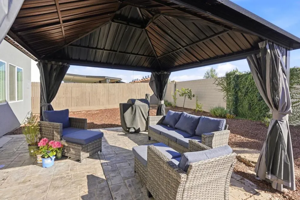 1809 Del Mar Drive Los Banos, CA 93635