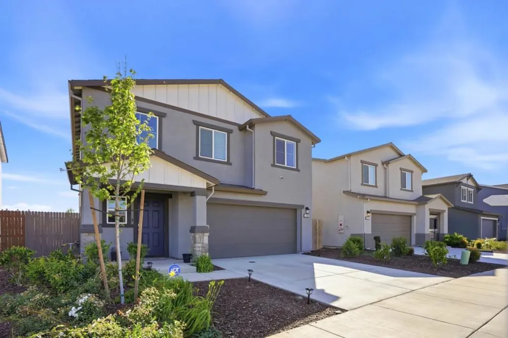 1809 Del Mar Drive Los Banos, CA 93635