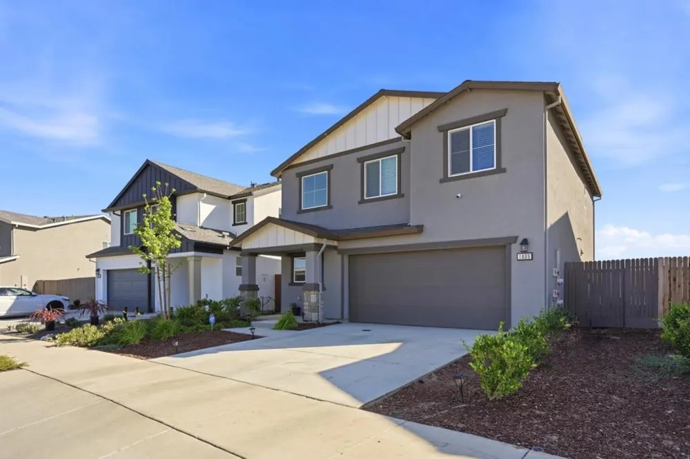 1809 Del Mar Drive Los Banos, CA 93635