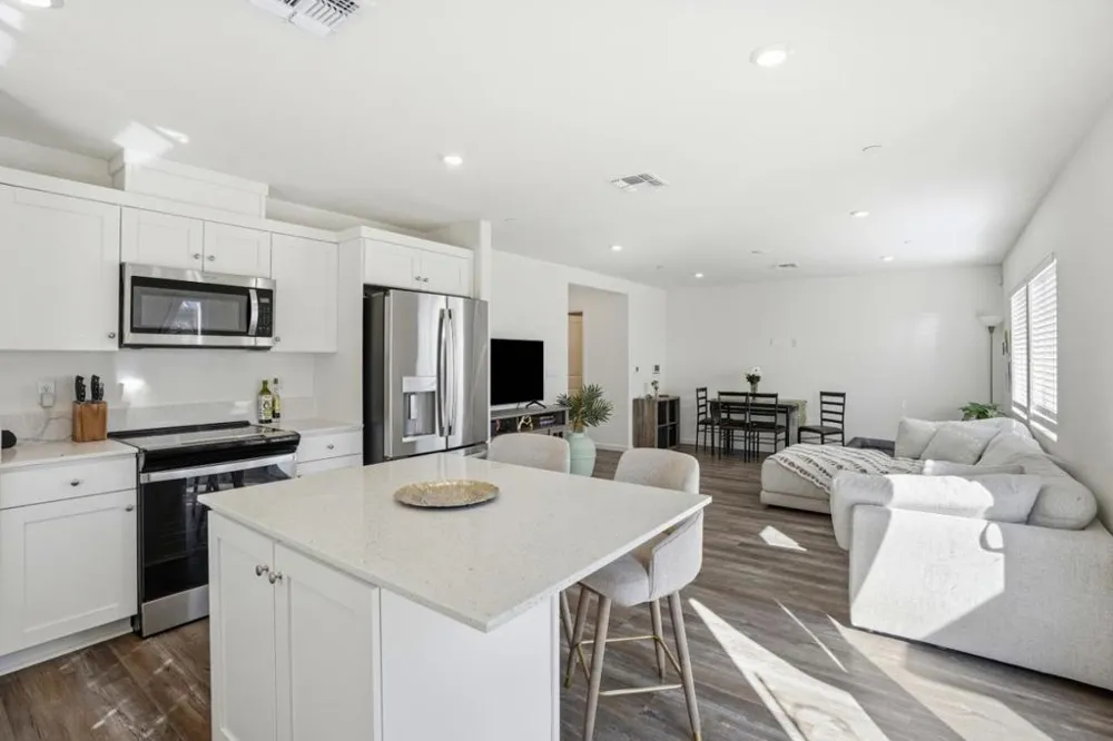 1809 Del Mar Drive Los Banos, CA 93635
