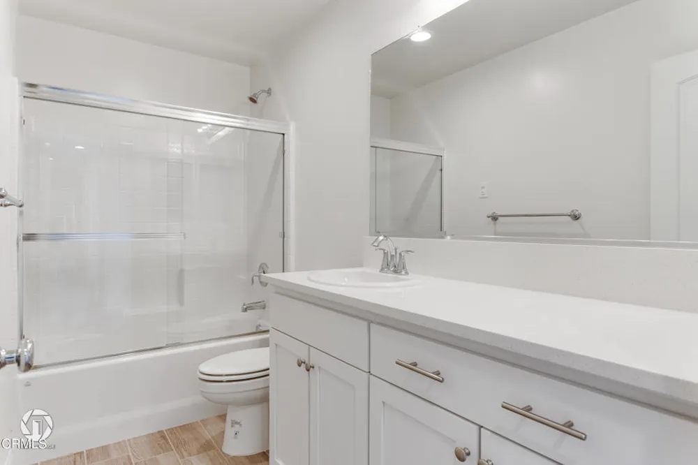 732 Sammy Way Shafter, CA 93263