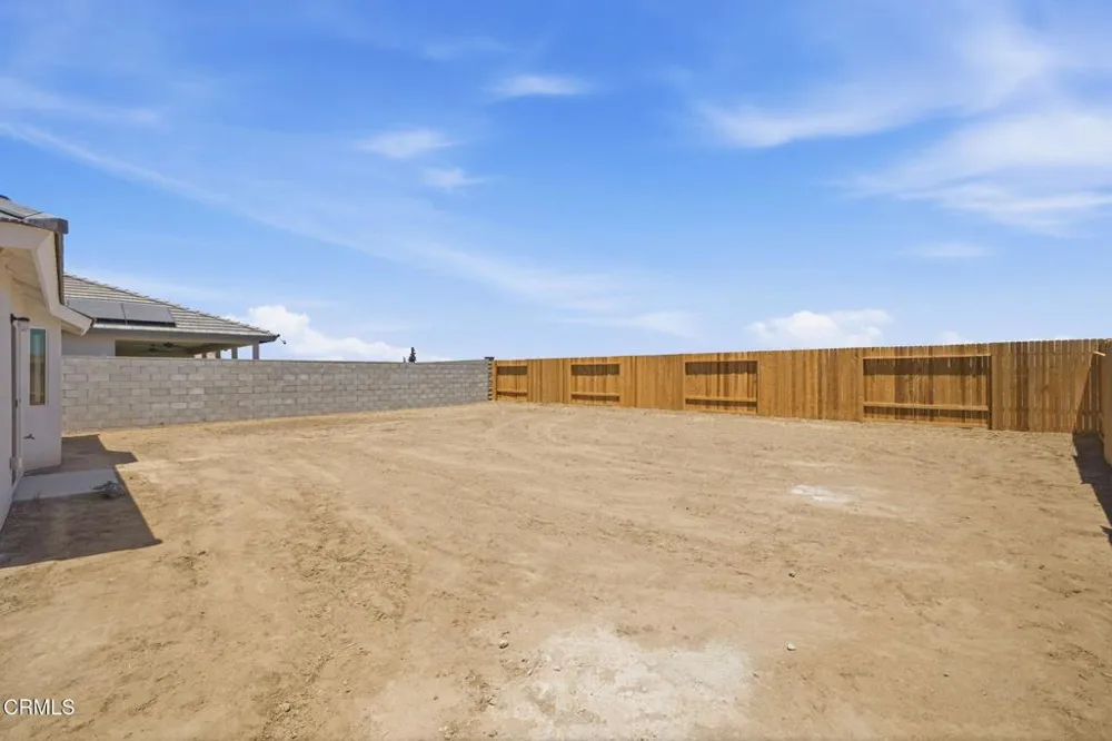 732 Sammy Way Shafter, CA 93263