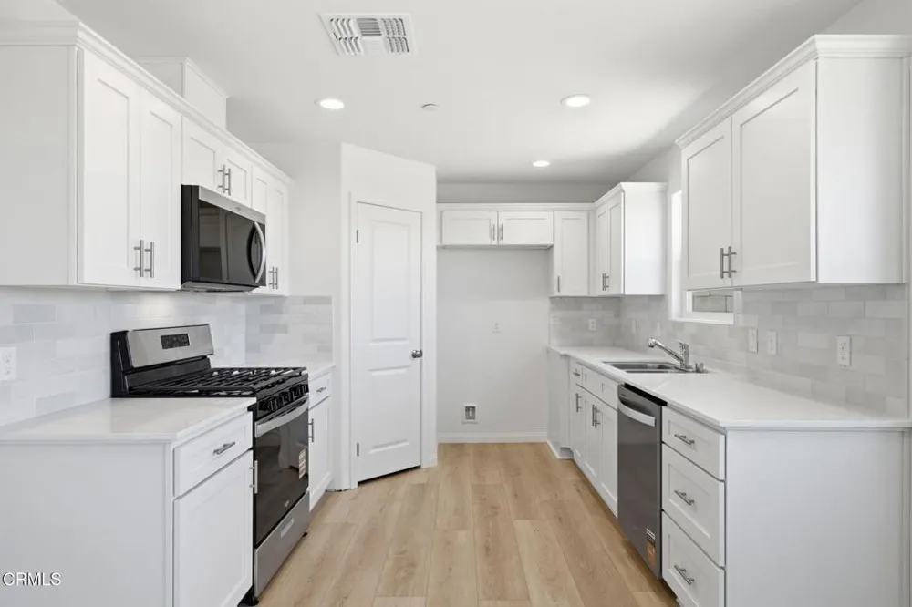 732 Sammy Way Shafter, CA 93263