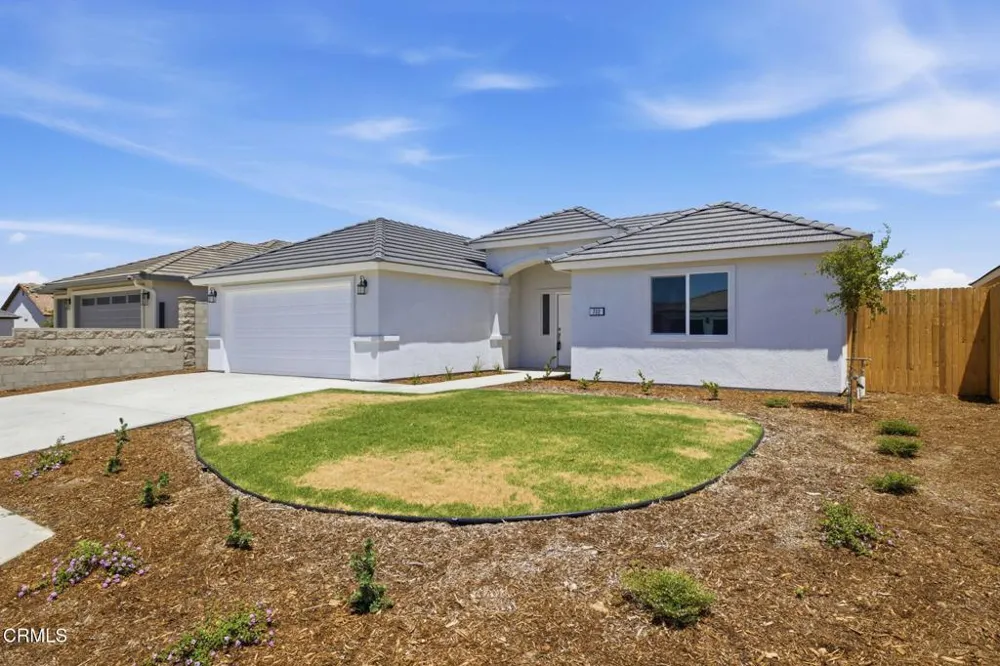 732 Sammy Way Shafter, CA 93263