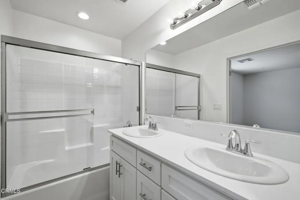 732 Sammy Way Shafter, CA 93263