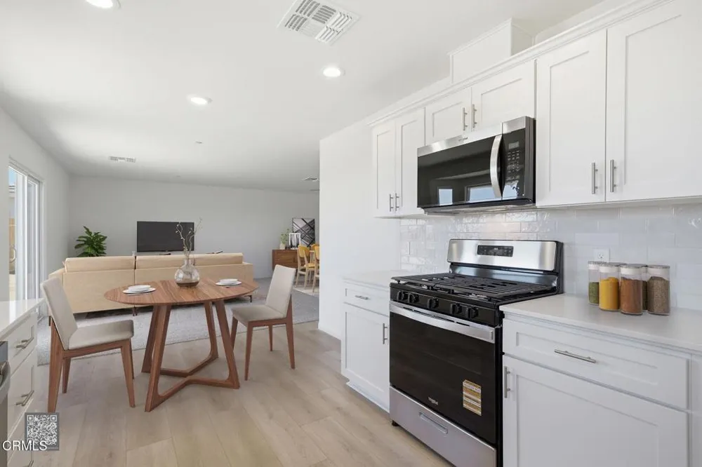 732 Sammy Way Shafter, CA 93263