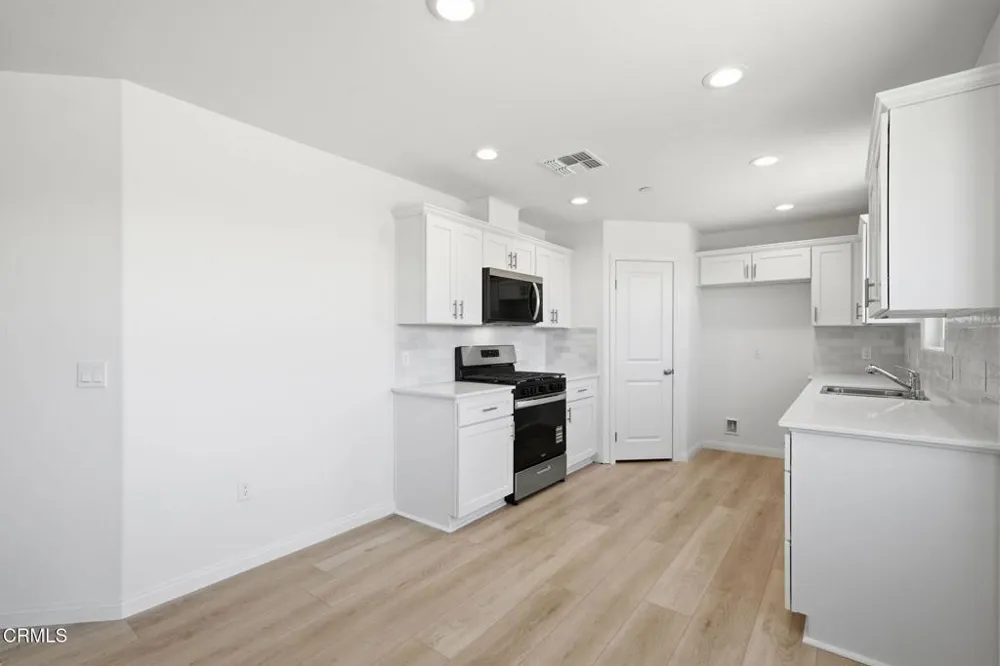 732 Sammy Way Shafter, CA 93263