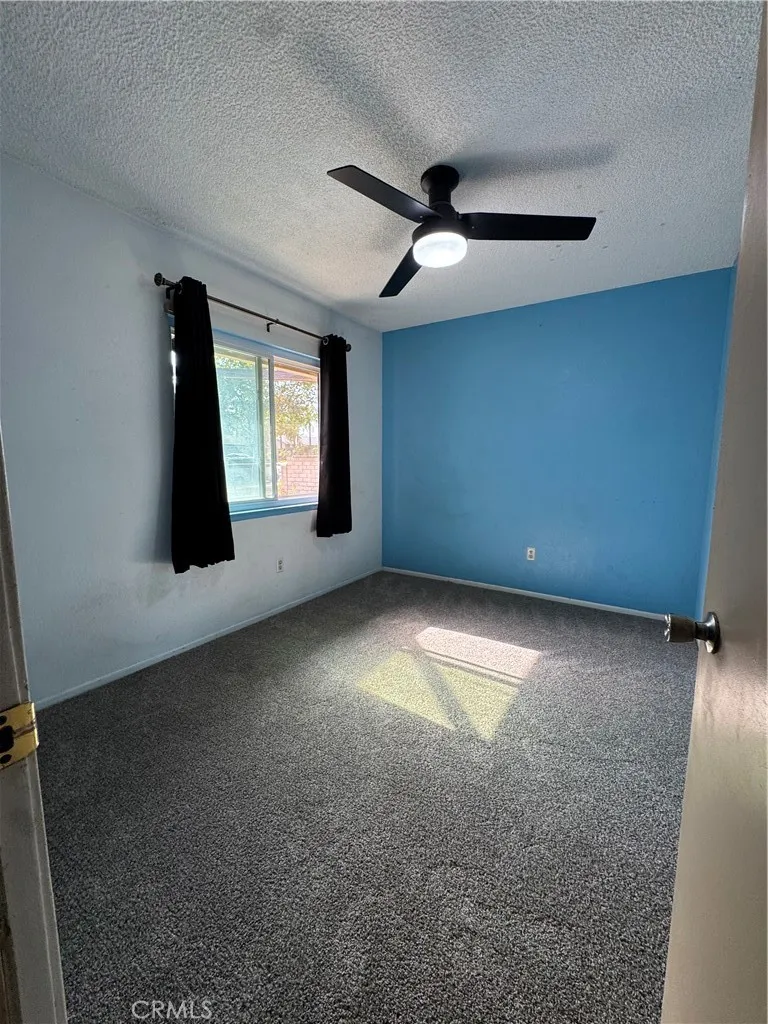 9765 Sycamore Fontana, CA 92335