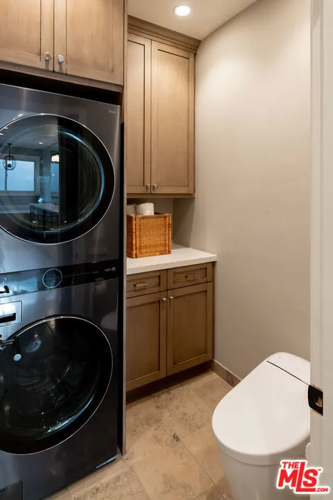 29402 Deerview Court Agoura Hills, CA 91301
