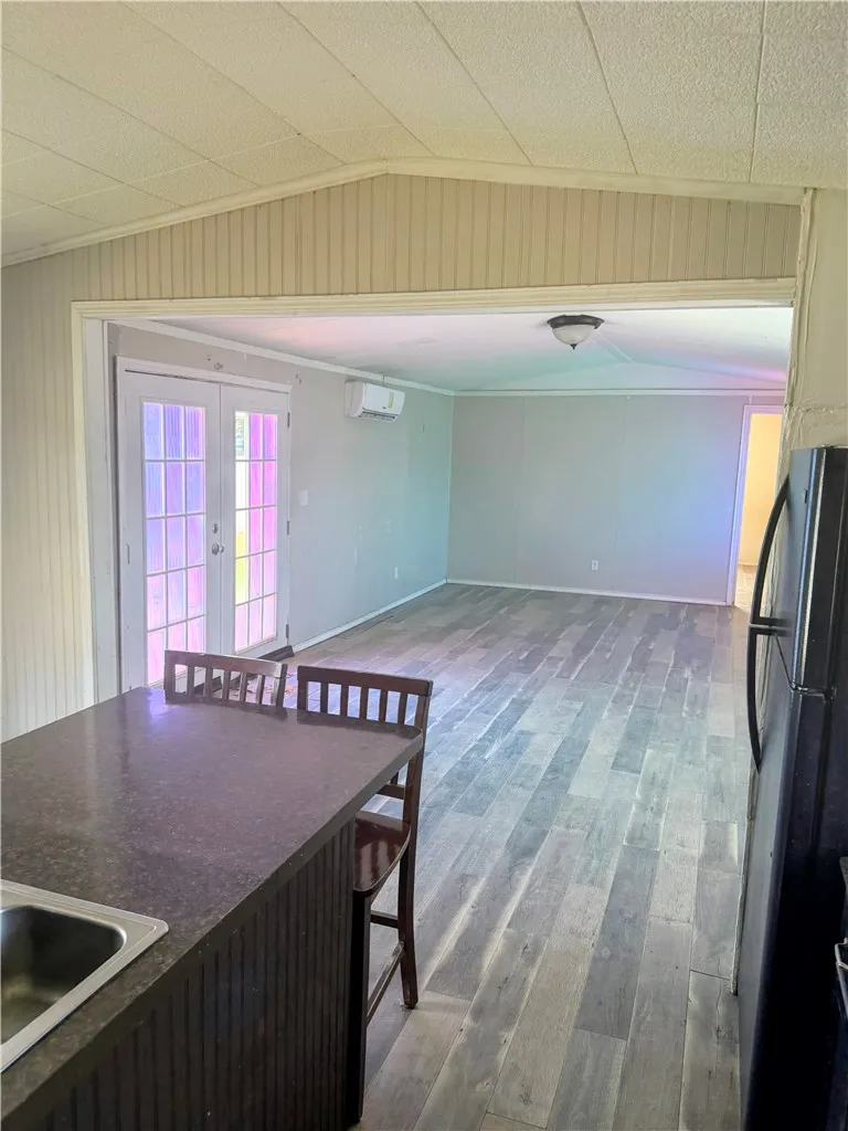 801 SW AVE A Andrews, TX 79714