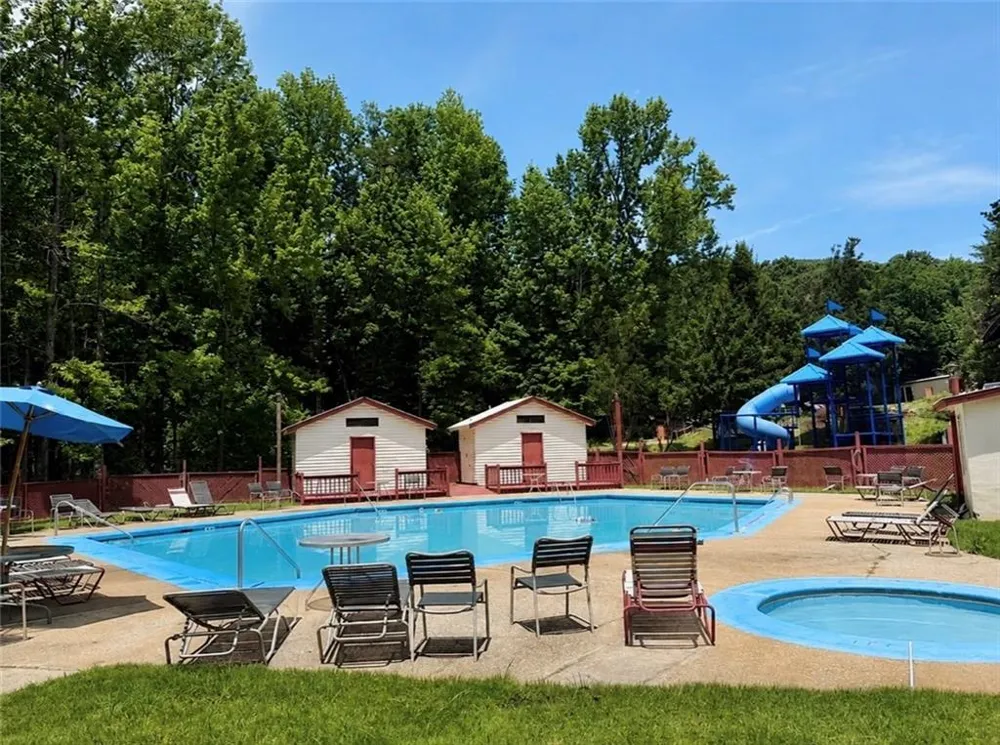 841 Mountain Shadows Drive Cleveland, GA 30528