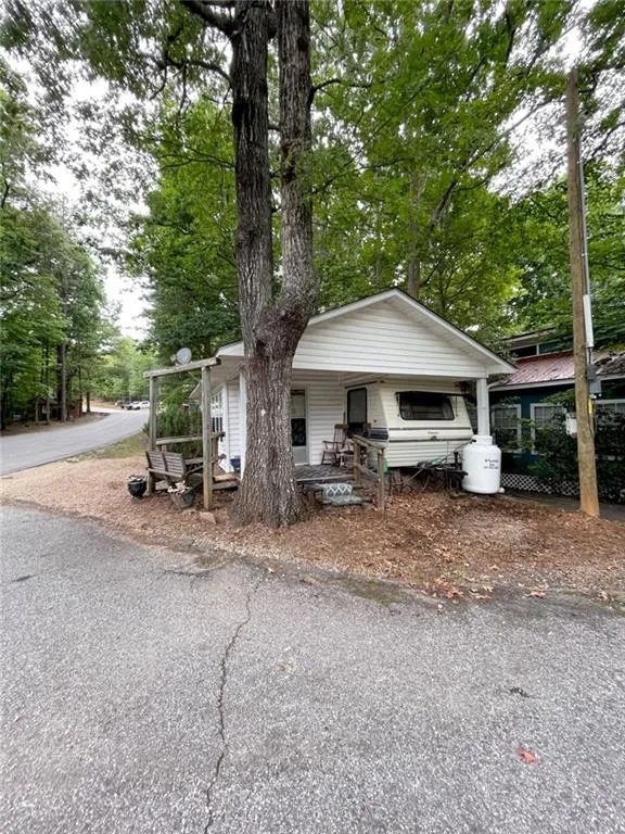 841 Mountain Shadows Drive Cleveland, GA 30528