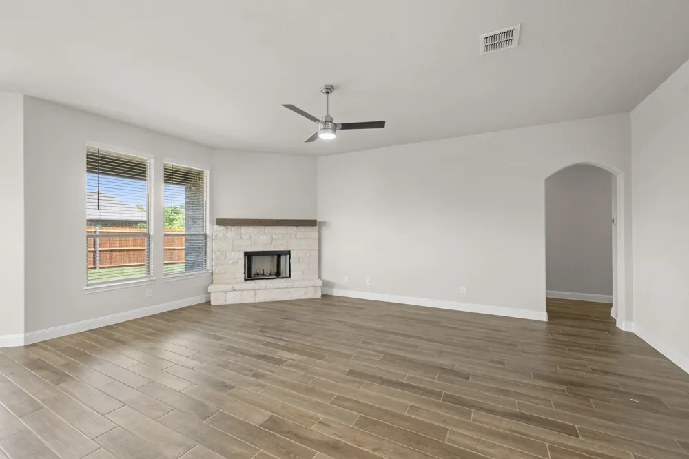 10 Osprey Street Joshua, TX 76058