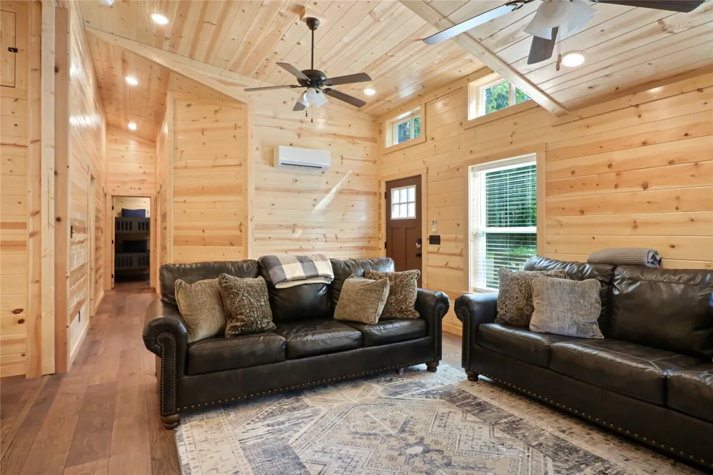 351 Private Road 6294 Palestine, TX 75801