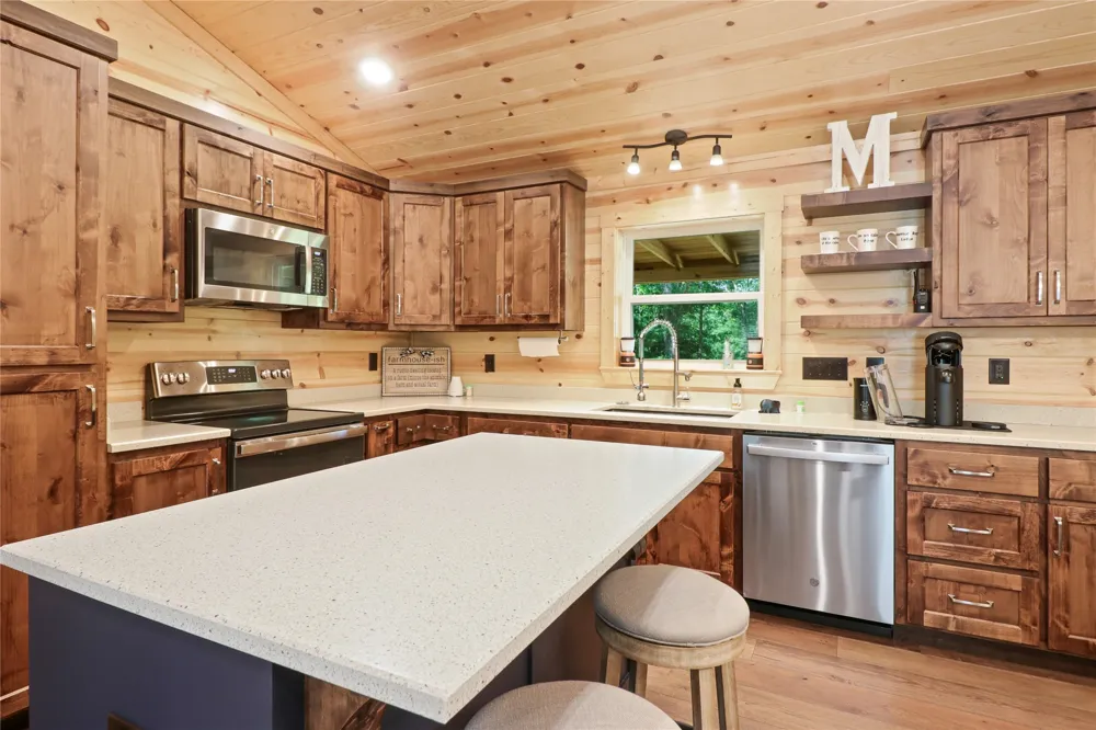 351 Private Road 6294 Palestine, TX 75801