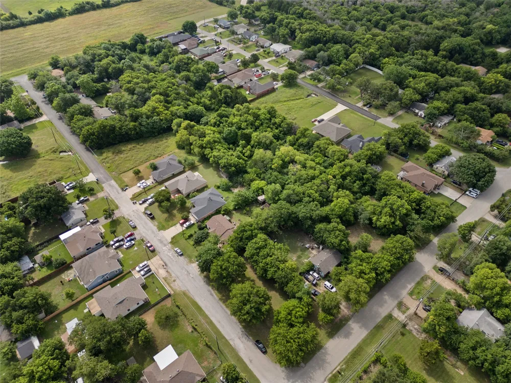 1620 Marsalis Road Lancaster, TX 75134