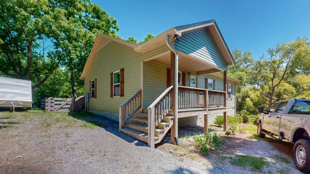 695 Hog Back Ridge Rd Bethpage, TN 37022