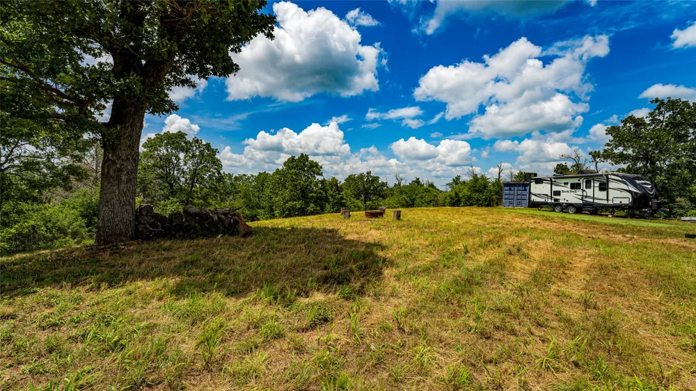 1470 22 Hills Road Gause, TX 77857