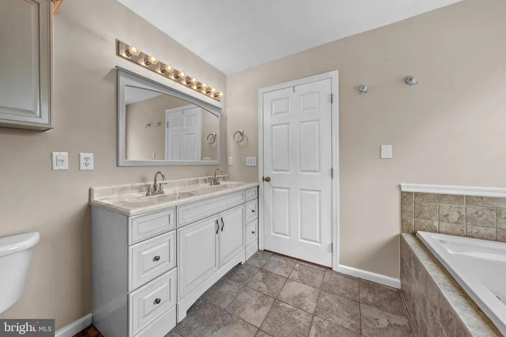 123 BEACH DRIVE Front Royal, VA 22630