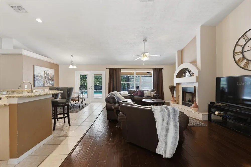 1003 NW 106TH STREET Gainesville, FL 32606