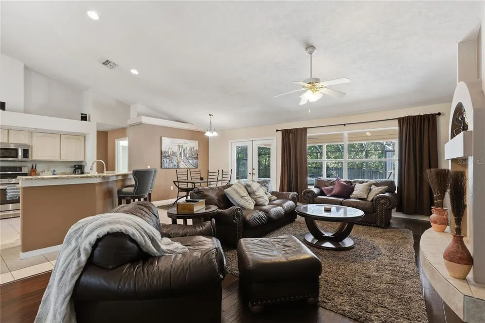 1003 NW 106TH STREET Gainesville, FL 32606