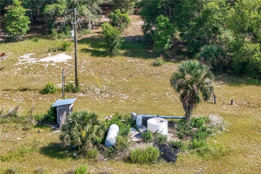 5501 CEMETERY & SADLER ROADS Mount Dora, FL 32757