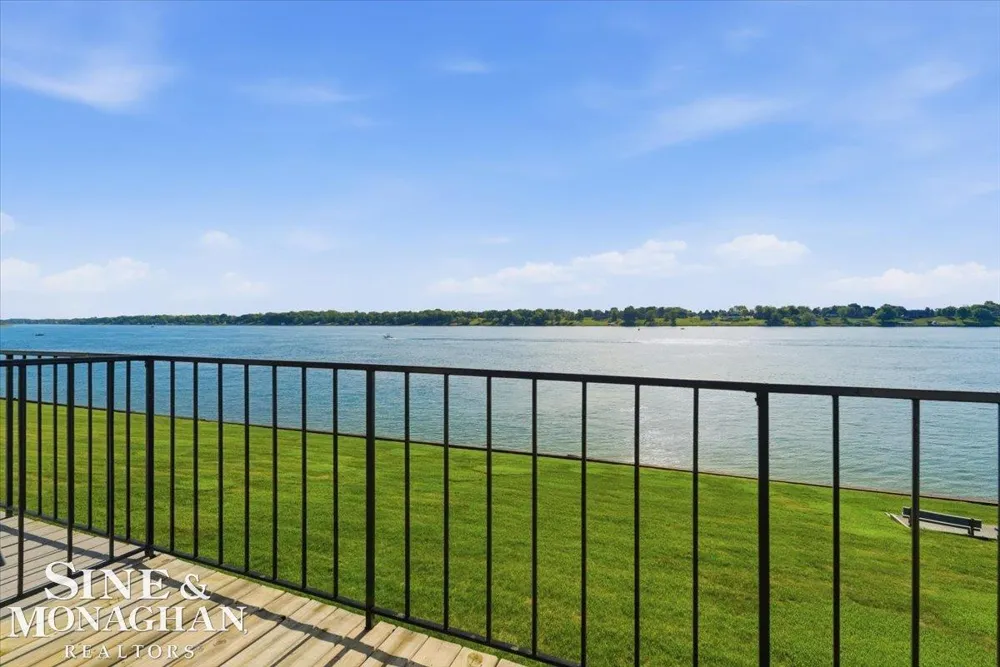 1715 River Road St Clair Township, MI 48079