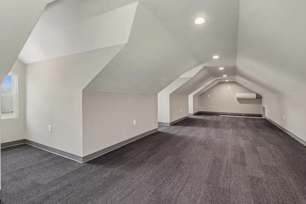 5875 Pinecrest Estates Drive Salem Township, MI 48105