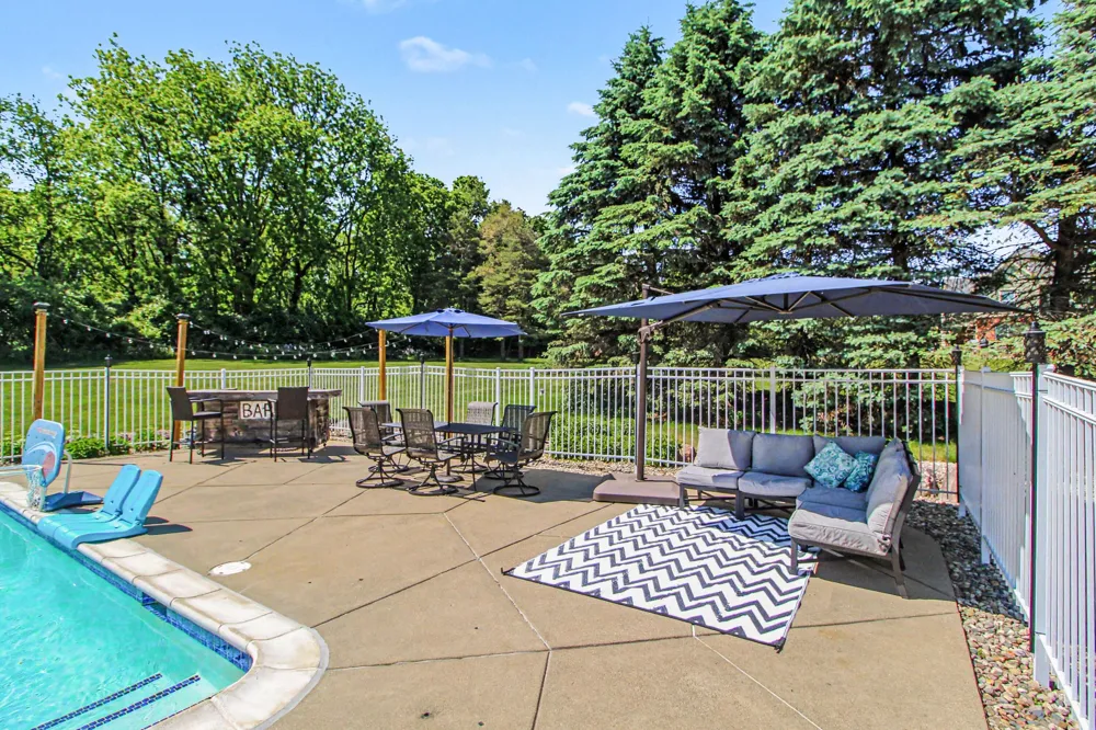 5875 Pinecrest Estates Drive Salem Township, MI 48105