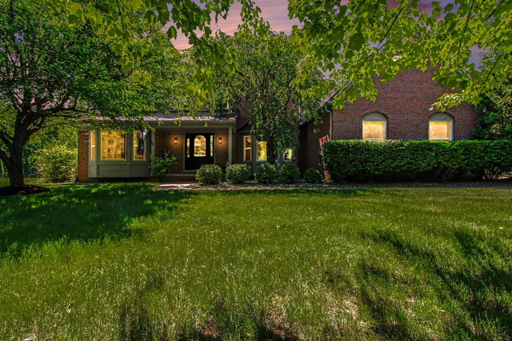 5875 Pinecrest Estates Drive Salem Township, MI 48105