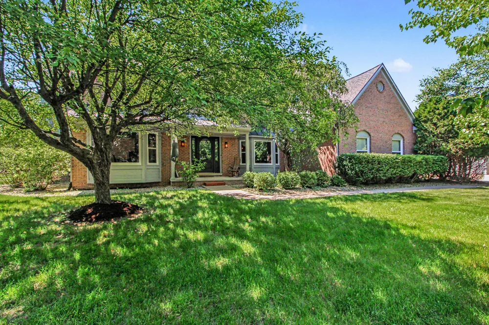 5875 Pinecrest Estates Drive Salem Township, MI 48105
